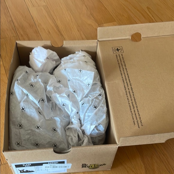 Nwt Dr. Martens Black Blaire Strappy Sandals - Picture 5 of 5